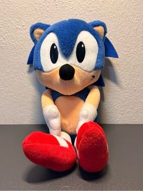 Rare vintage 1993 Blue Sonic Plush CALTOY brand- Licensed Character Plush
